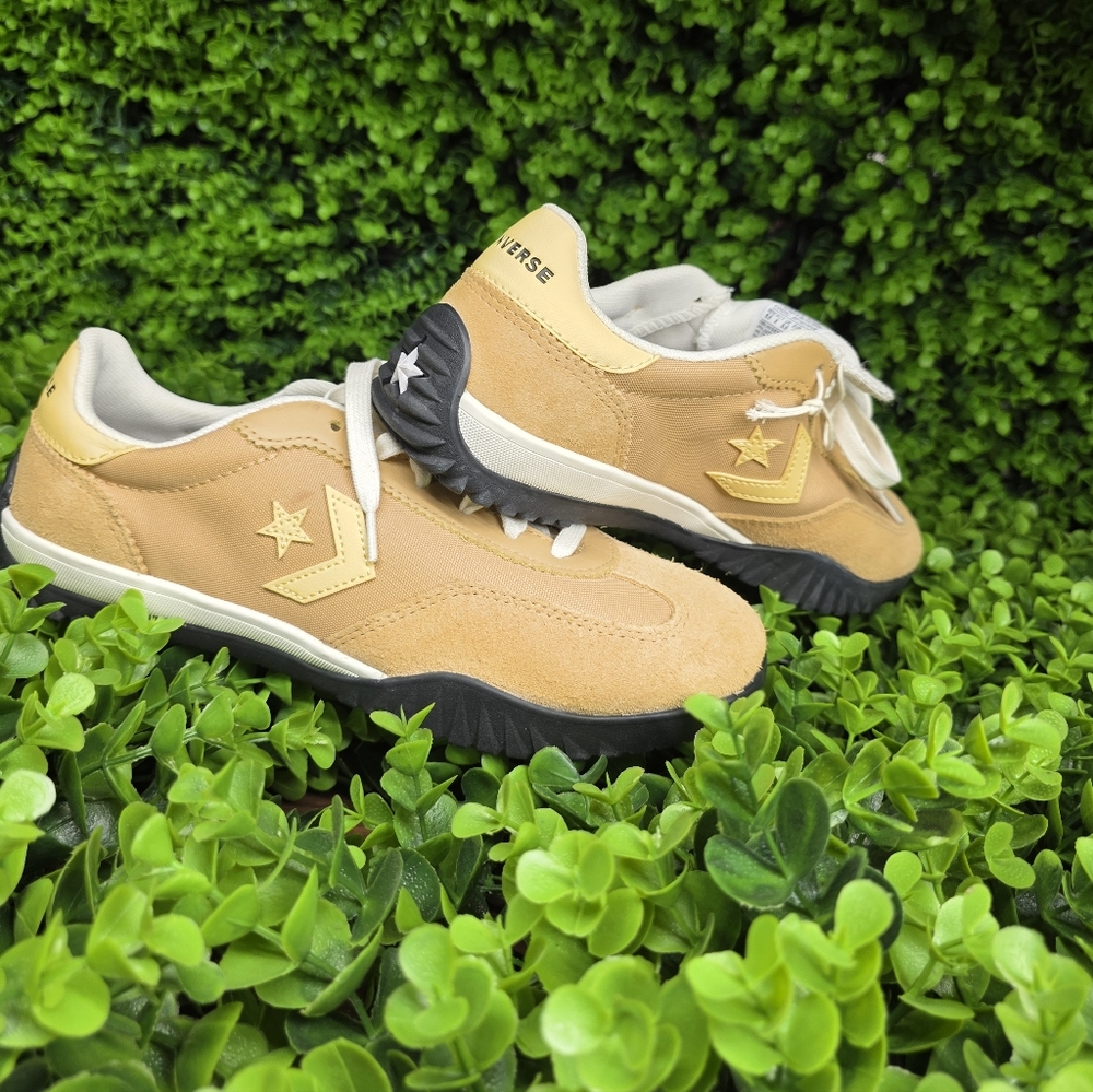 UNISEX Converse Tan Sneakers with Black Soles